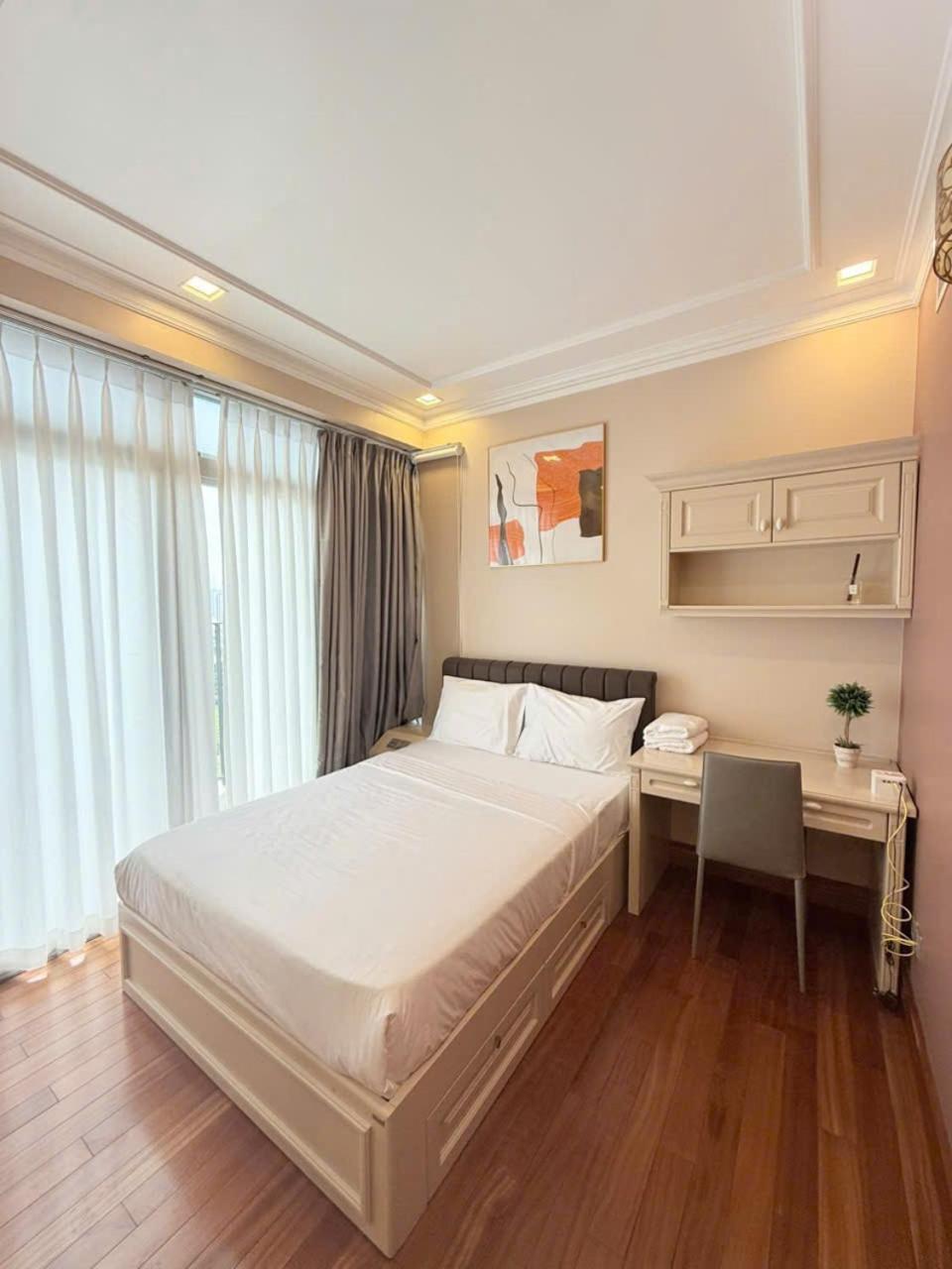Luxury Penthouse Starhill Căn hộ *